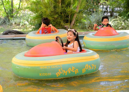 Water bumper boat car for kids