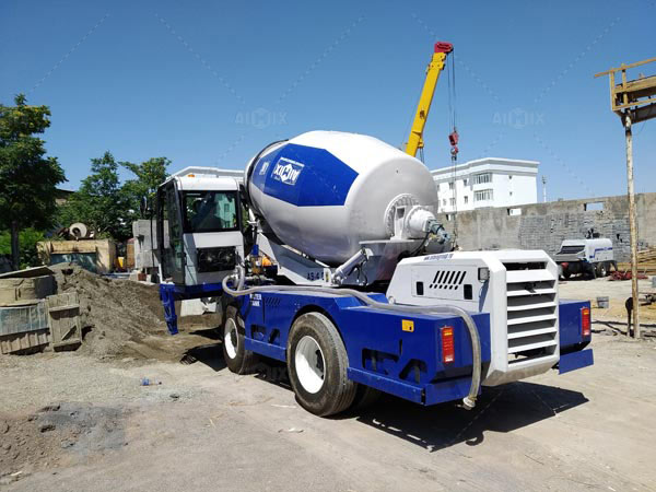 self loading mixer and pump